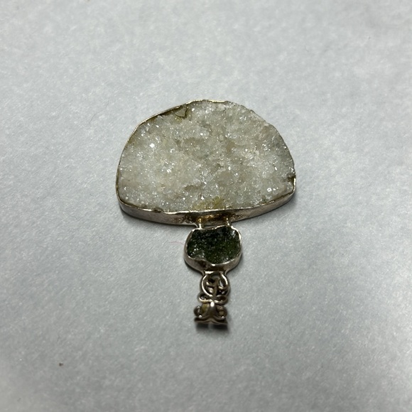 Moldavite and quartz druzy pendant Sterling silver - Picture 2 of 5